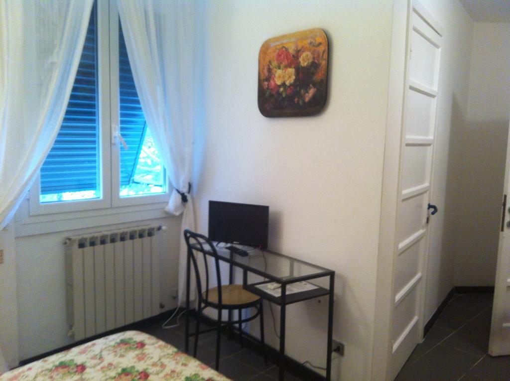 Hotel Pensione Moderna Бонассола Экстерьер фото